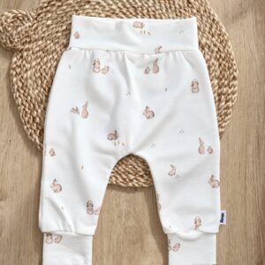 Schattig broekje met konijntjes print